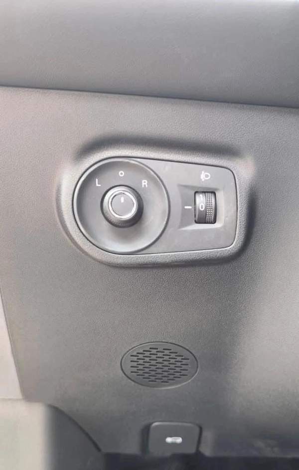 MG ZS FACE-LEFT