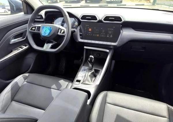 MG ZS FACE-LEFT