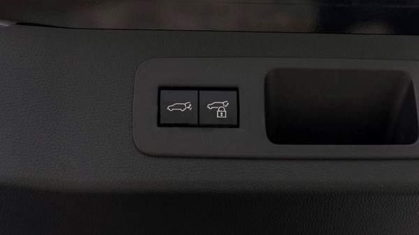 Toyota Land Cruiser LC VX 3.3D\(LHD) TOYOTA LAND CRUISER LC300 VX 3.3D AT MY2025 – BLACK