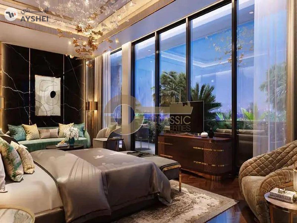 Close to Lagoon | Genuine Resale | Type LV 4-4-4