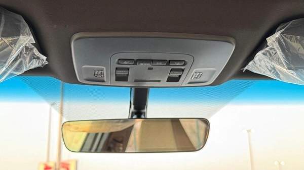 Toyota Camry Toyota Camry HEV LV Hybrid 2.5L (GCC) - 2025