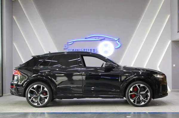 2023 Audi RS Q8 4.0 TFSI quattro - with warranty