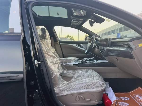 Kia K8 2024 GT-Line combines luxury and sporty performance