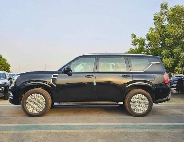 Nissan Patrol SE PLATINUM / 3.8L V6 / PWR SEATS WITH 360* CAMERA / HEADUP DISPLAY / FULL OPTION (CODE # SE PLATINU