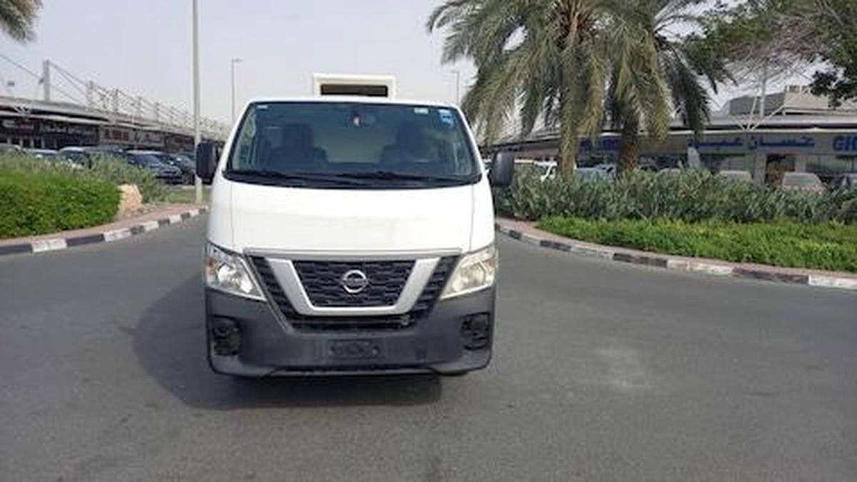 Nissan Urvan Chiller 2018 Van-4-4