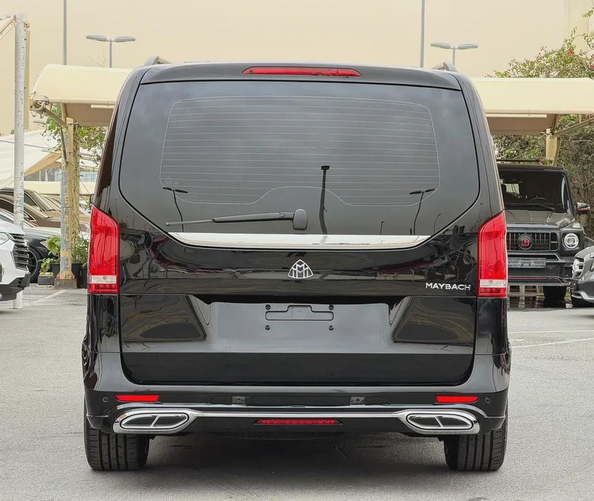 Mercedes-Benz V-Class V250 GCC 2020 Full Maybach Kit-1-1