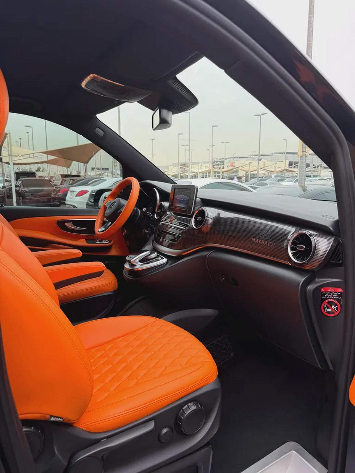 Mercedes-Benz V-Class V250 GCC 2020 Full Maybach Kit-8-8