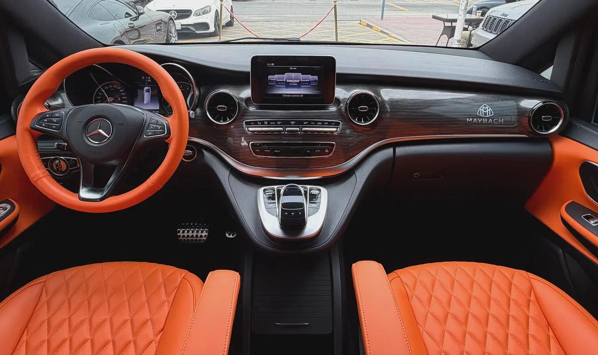 Mercedes-Benz V-Class V250 GCC 2020 Full Maybach Kit-11-11