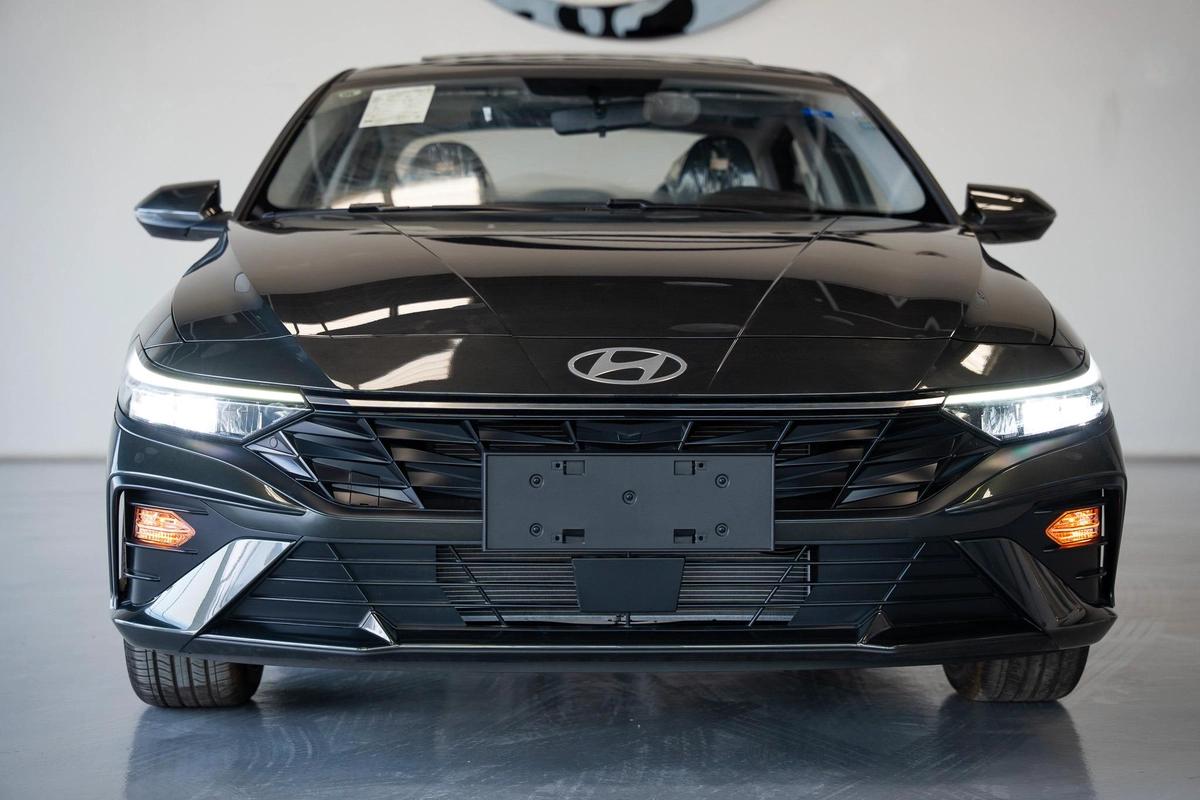 HYUNDAI ELANTRA 1.5 CHINESE SPECS 2025 MODEL FULL OPTION-16-16