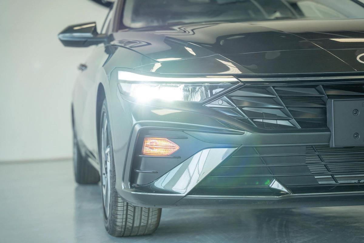 HYUNDAI ELANTRA 1.5 CHINESE SPECS 2025 MODEL FULL OPTION-23-23
