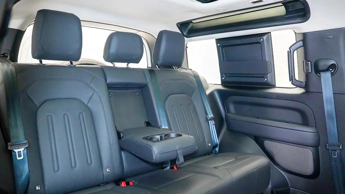 Land Rover Defender Other-9-9