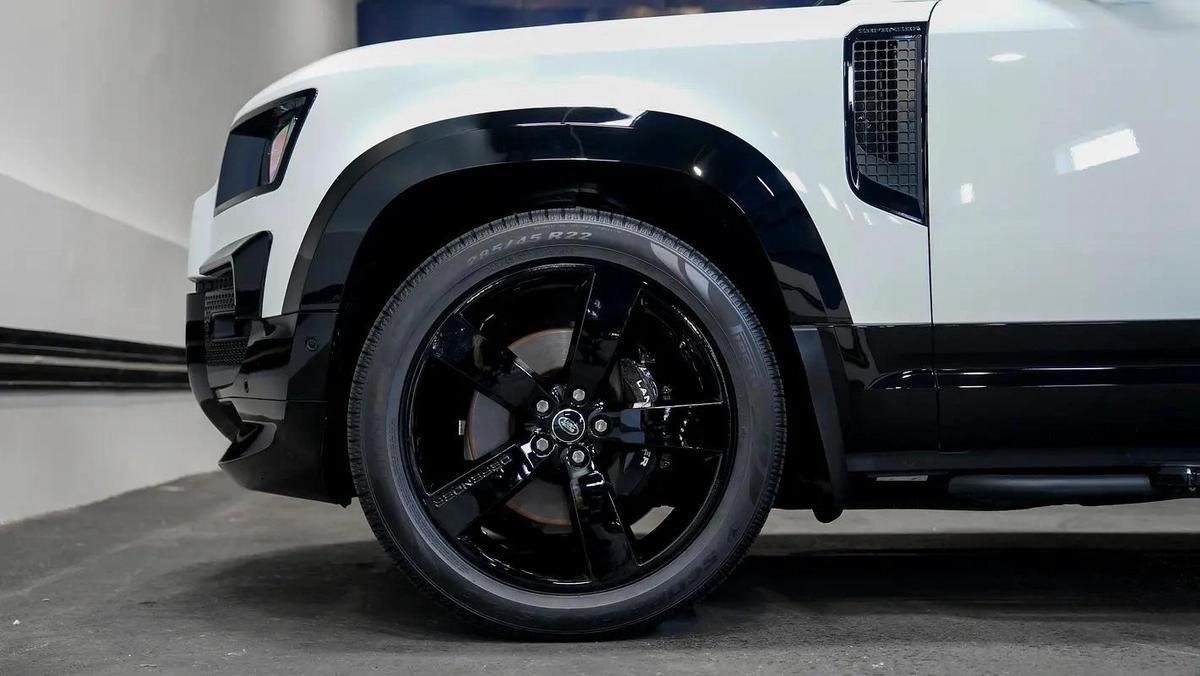 Land Rover Defender Other-11-11