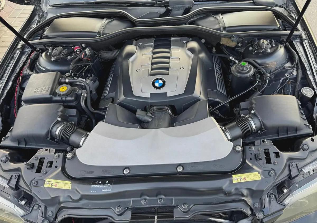 BMW | 7 SERIES | 750i | 2007 | BEIGE INTERIOR | ONLY : 85,885 KM | JAPAN IMPORT | CLEAN TITLE-8-8