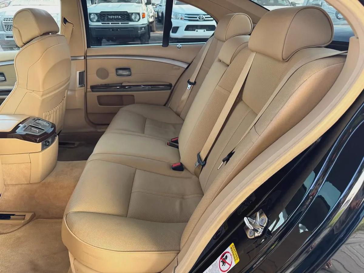 BMW | 7 SERIES | 750i | 2007 | BEIGE INTERIOR | ONLY : 85,885 KM | JAPAN IMPORT | CLEAN TITLE-12-12