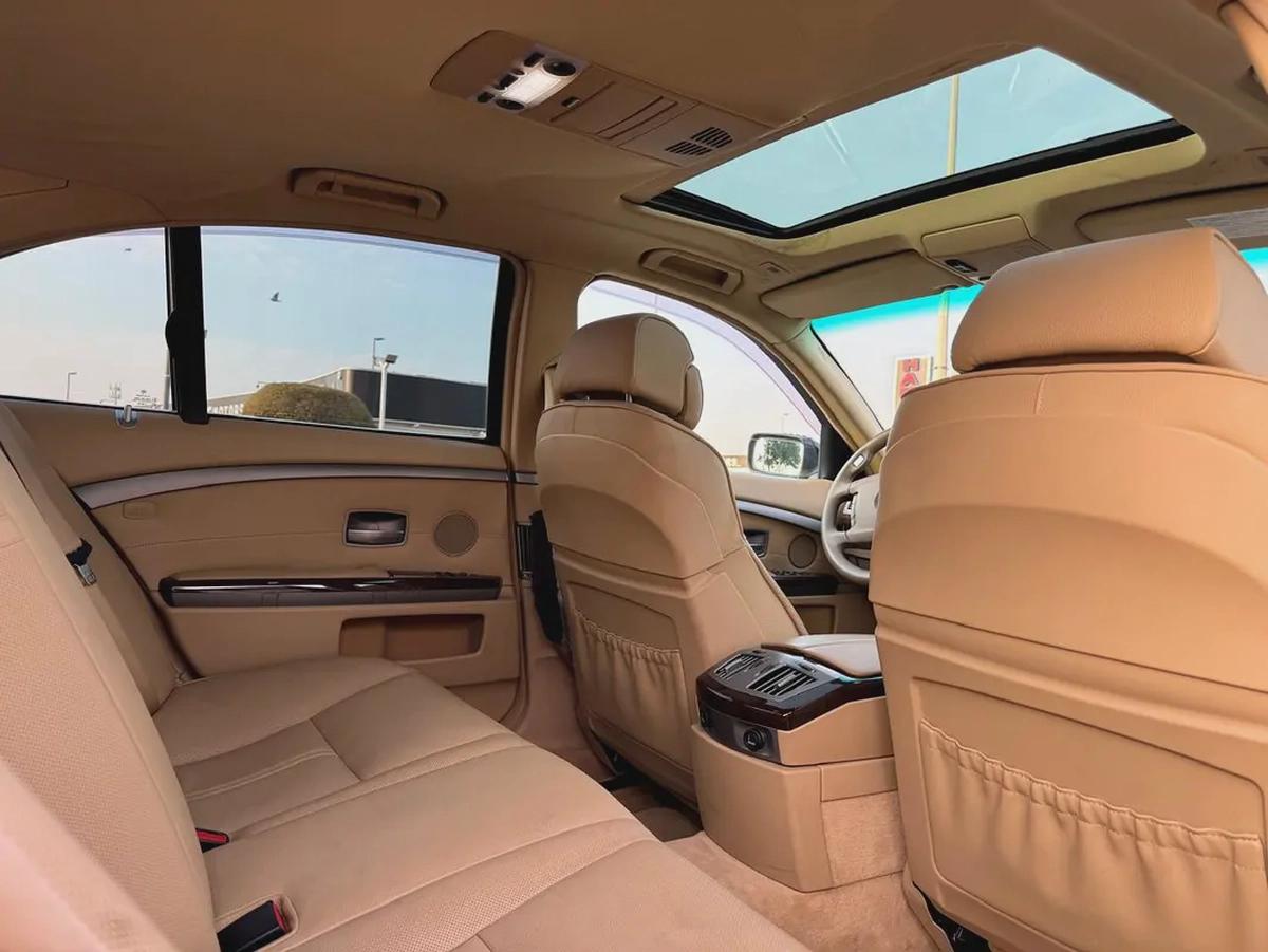 BMW | 7 SERIES | 750i | 2007 | BEIGE INTERIOR | ONLY : 85,885 KM | JAPAN IMPORT | CLEAN TITLE-17-17