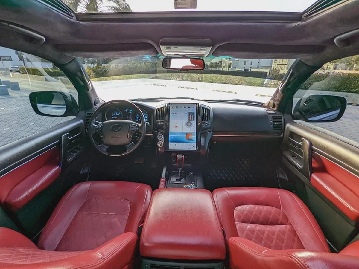 TOYOTA LAND CRUISER 2008 FACELIFTED 2021 VXR GCC IN EXCELLENT CONDITION-2-2