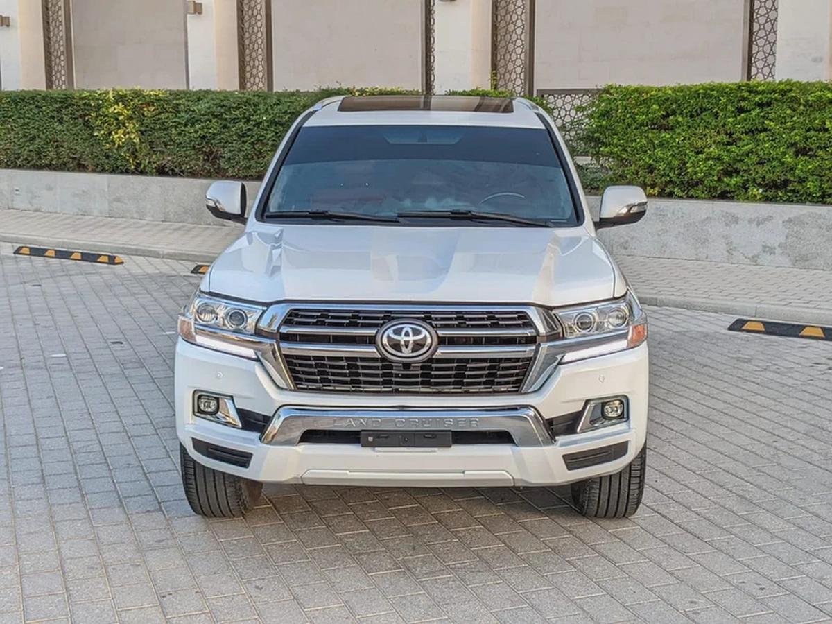 TOYOTA LAND CRUISER 2008 FACELIFTED 2021 VXR GCC IN EXCELLENT CONDITION-13-13