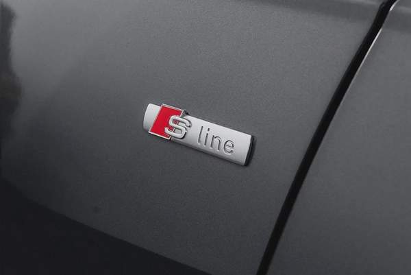 4,224 AED / 60 month | 0% DP | 2024 Audi A6 Avant 40 TFSI / Audi Warranty and Service Contract