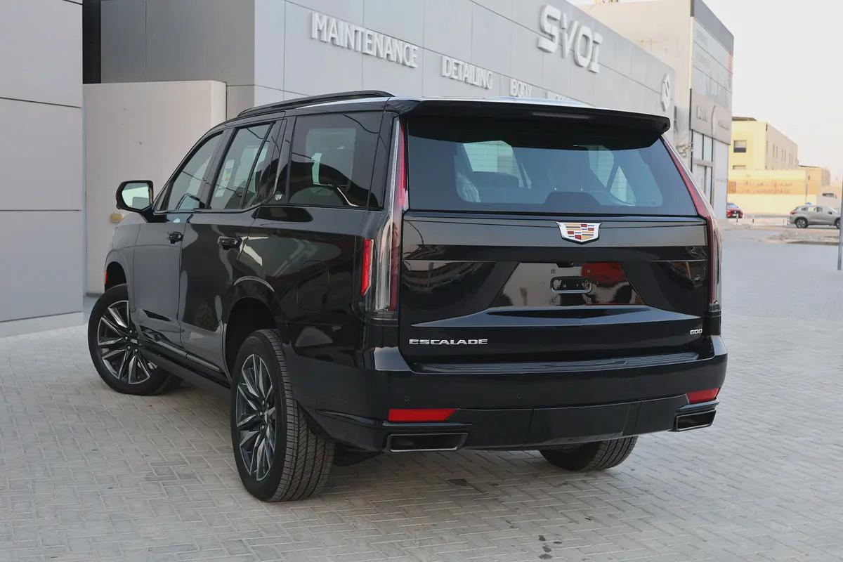 CADILLAC ESCALADE 600 SPORT PLATINUM-0KM-2024-GCC SPECS-UNDER WARRANTY SERVICE-BRAND NEW-4-4