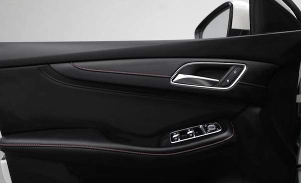 MG HS 20T | Brand New | 3 Years Warranty | AED 850 monthly