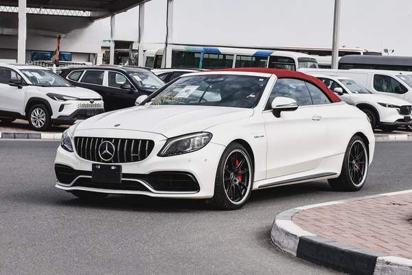 2019 - BENZ C63 S CABRIOLET - SUPER CLEAN - LIKE NEW - ONLY 68,000 KM