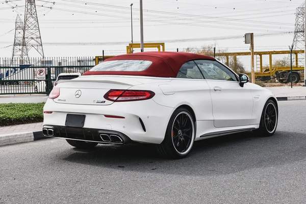 2019 - BENZ C63 S CABRIOLET - SUPER CLEAN - LIKE NEW - ONLY 68,000 KM