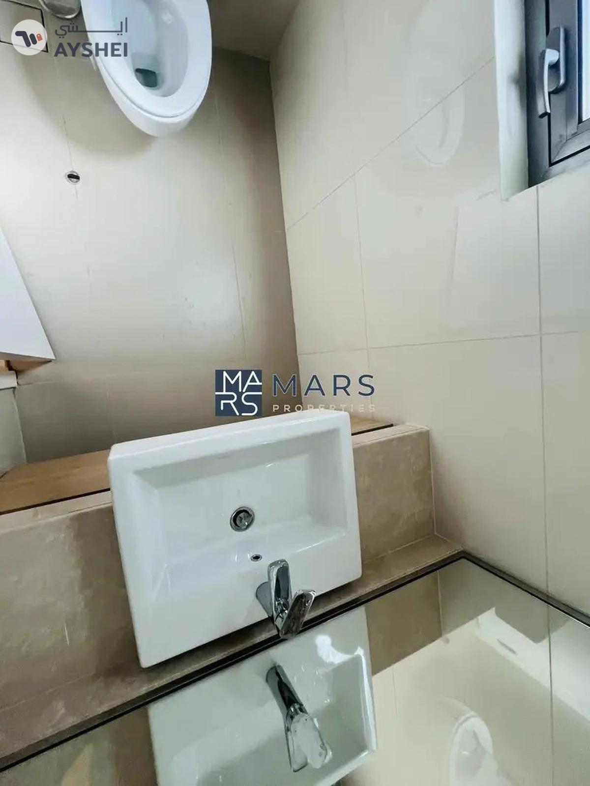 Brand New Corner Unit | New Phase Ready To Move-16-16