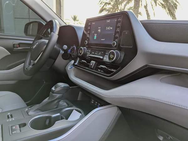 Toyota Highlander GXR Hybrid 2022 - GCC Specs - Excellent Condition