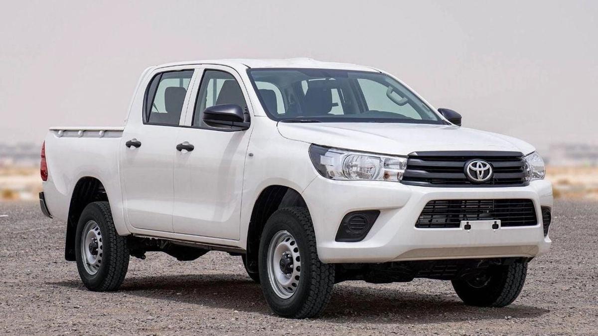 Toyota Hilux Toyota Hilux 2.4L Basic MT 2025-0-0