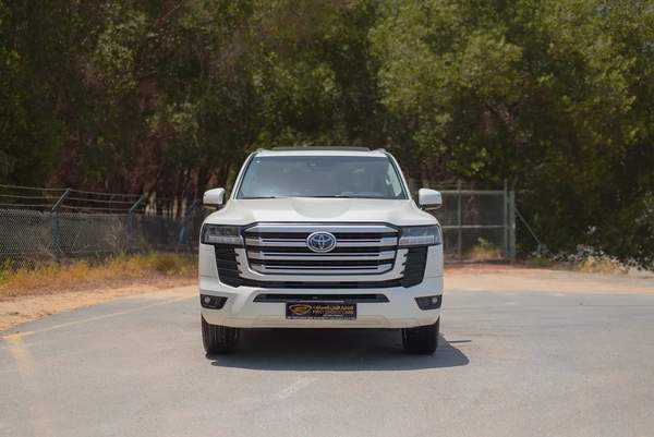 AED 3,572/month | Land cruiser GXR | GCC Specs | REF #T52251
