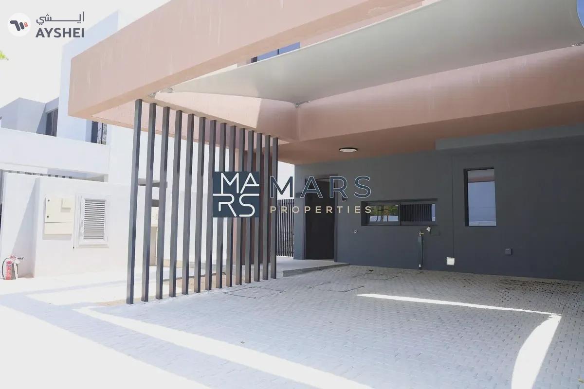 STUNNING 3BEDROOM CORNER | Kaya MASAAR-27-27