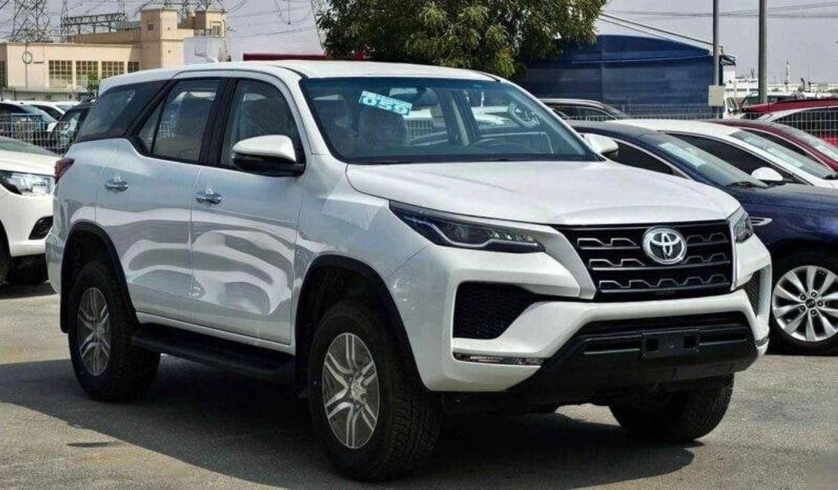 Toyota Fortuner 2.7L petrol 2024-0-0