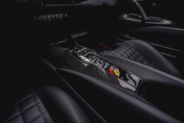 2024 FERRARI 812 COMPETIZIONE APERTA