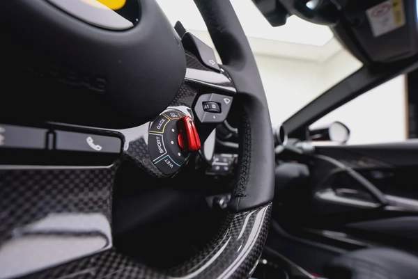 2024 FERRARI 812 COMPETIZIONE APERTA