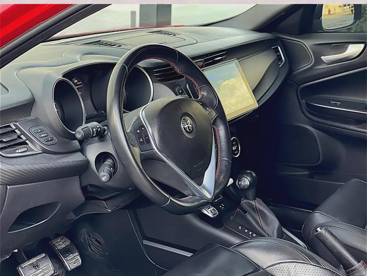 AED 478 P.M | Alfa Romeo Giulietta Veloce 2019 - GCC Specs-12-12