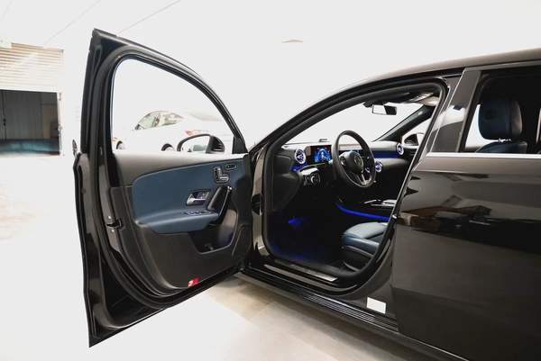 AED 1237 PM | MERCEDES BENZ A220 2020 | WELL MAINTAINED | PRISTINE CONDITION | 1 YEAR WARRANTY