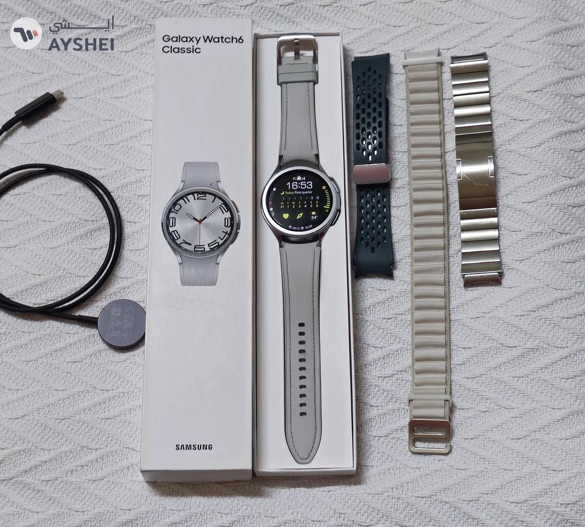 Stylish Samsung Galaxy Watch 6 Classic LTE with Extra Straps-0-0