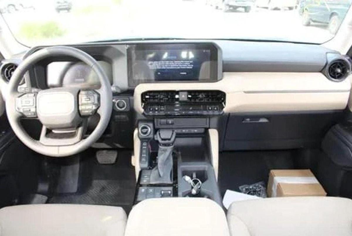 Toyota Prado Prado luxury 2.8L Diesel MY2024 EXPORT ONLY-8-8