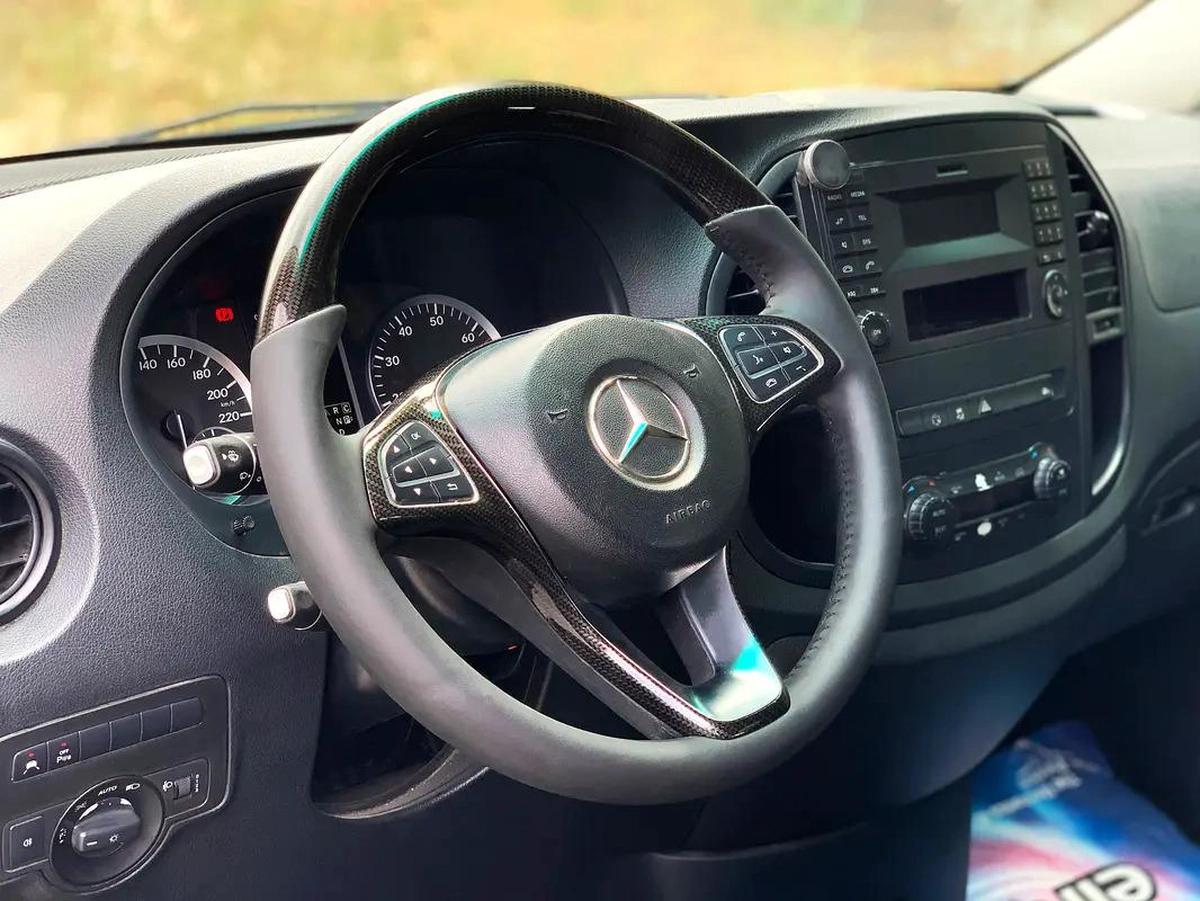 Mercedes-Benz Vito Tourer Base-2-2