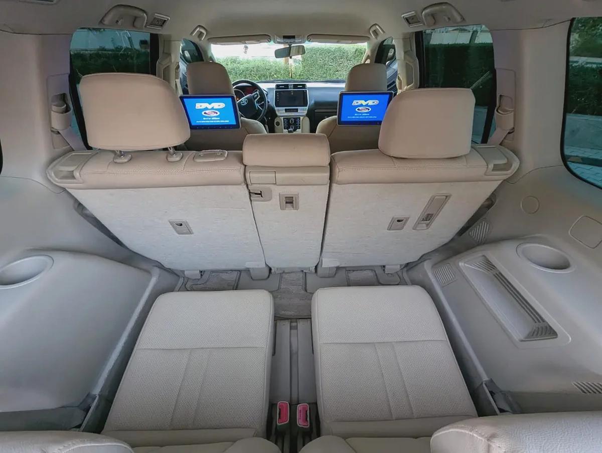 TOYOTA PRADO 2012 FACELIFTED 2023 WITH INTERIOR AND EXTERIOR GCC V4 2.7L IN EXCELLENT CONDITION-6-6