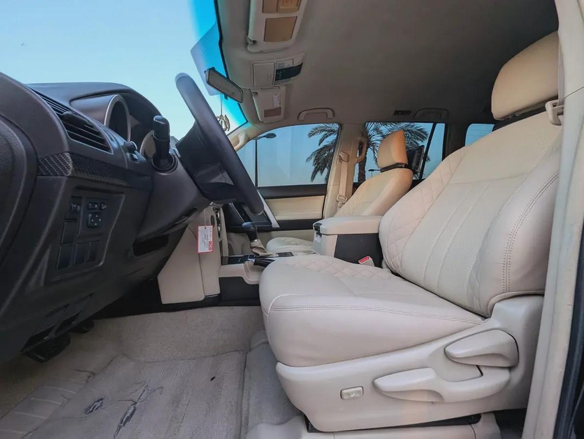 TOYOTA PRADO 2012 FACELIFTED 2023 WITH INTERIOR AND EXTERIOR GCC V4 2.7L IN EXCELLENT CONDITION-9-9