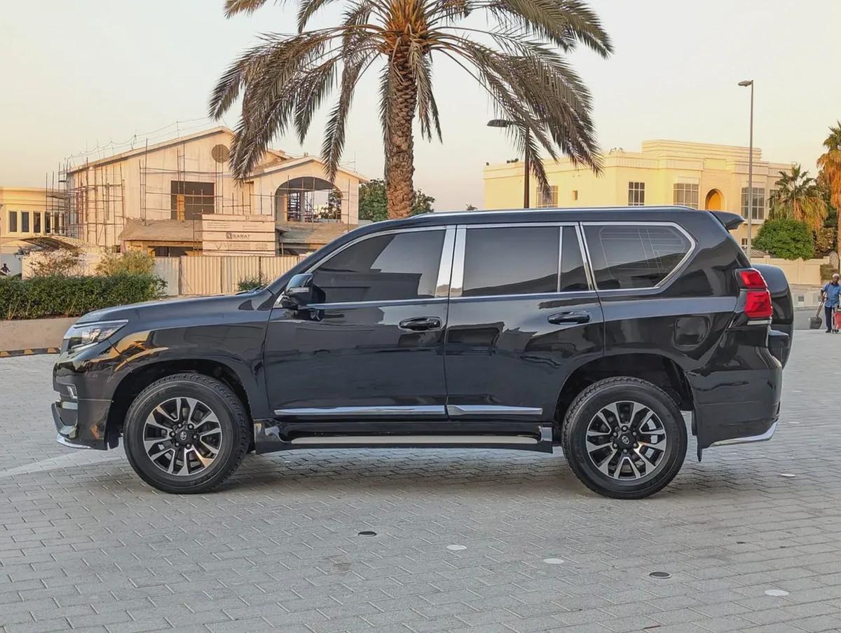 TOYOTA PRADO 2012 FACELIFTED 2023 WITH INTERIOR AND EXTERIOR GCC V4 2.7L IN EXCELLENT CONDITION-15-15