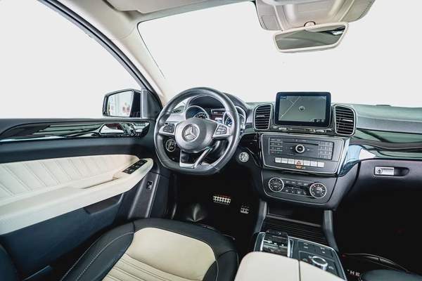 Mercedes Benz GLE43 AMG Coupe-2 Tone Exclusive Interior Leather-22 Inch Black AMG Rims