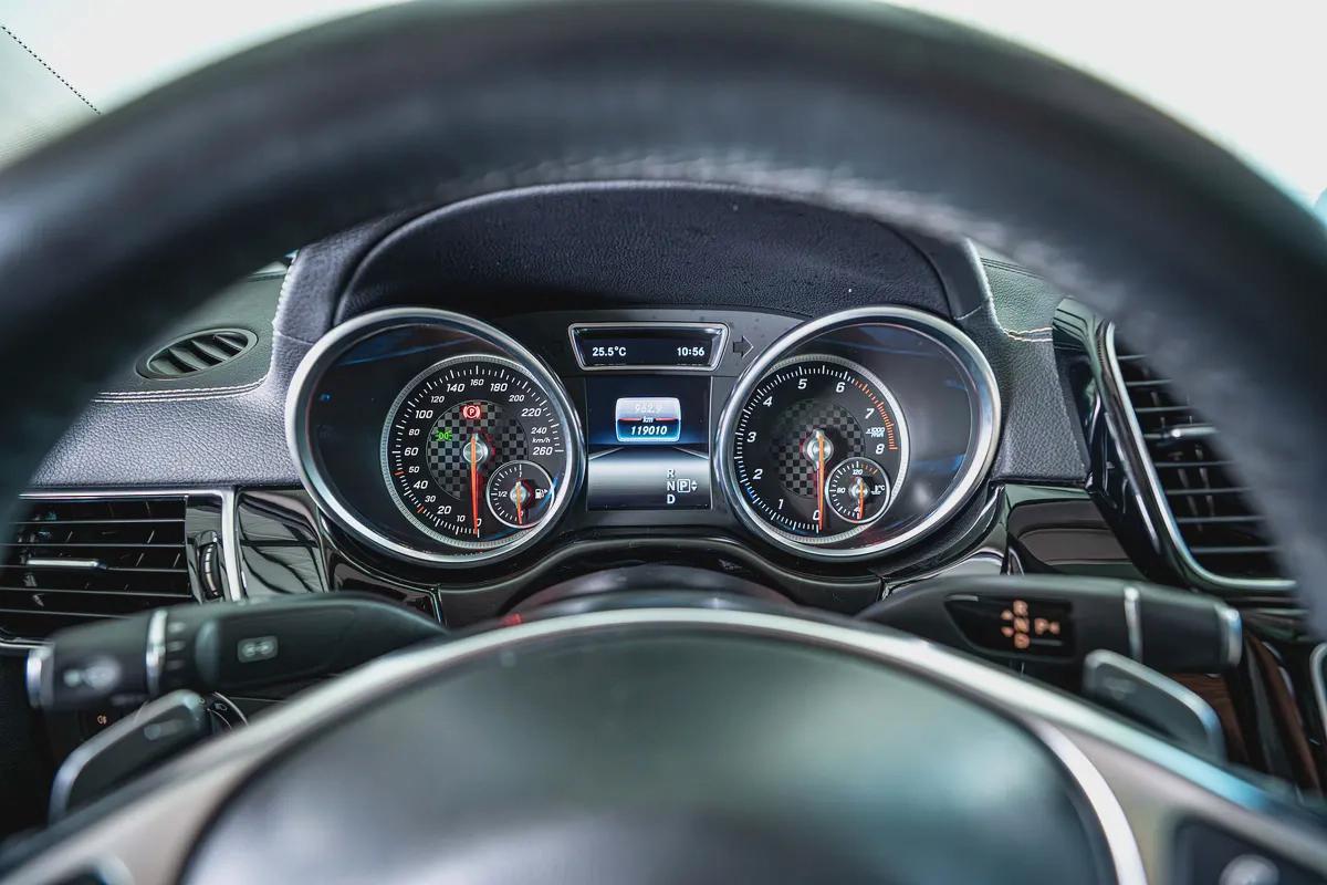 Mercedes Benz GLE43 AMG Coupe-2 Tone Exclusive Interior Leather-22 Inch Black AMG Rims-13-13