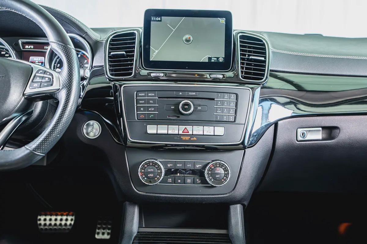 Mercedes Benz GLE43 AMG Coupe-2 Tone Exclusive Interior Leather-22 Inch Black AMG Rims-16-16