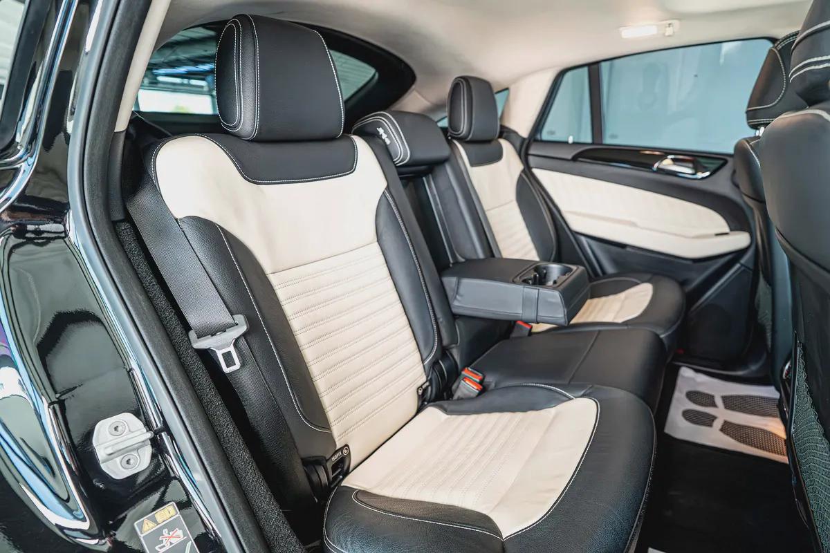 Mercedes Benz GLE43 AMG Coupe-2 Tone Exclusive Interior Leather-22 Inch Black AMG Rims-19-19
