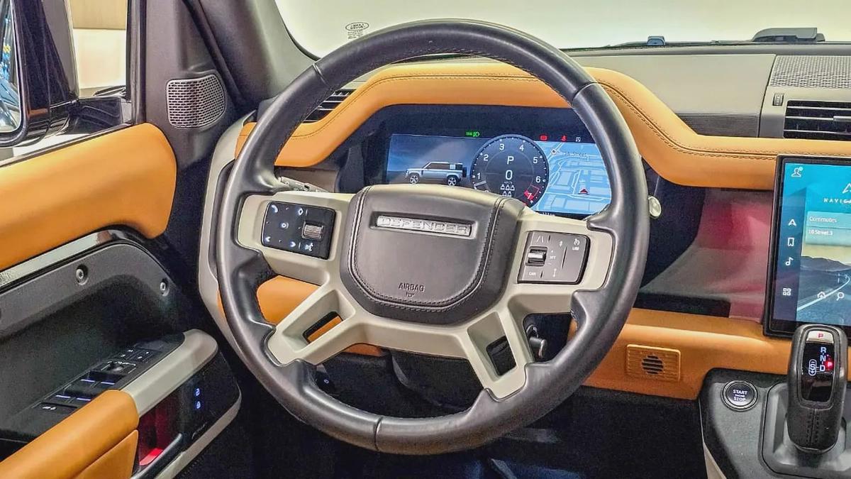 LAND ROVER - DEFENDER - 110 HSE - V 6 P400 - GCC SPECS - UNDER WARRANTY - 2023 MODEL - 68000KM-3-3