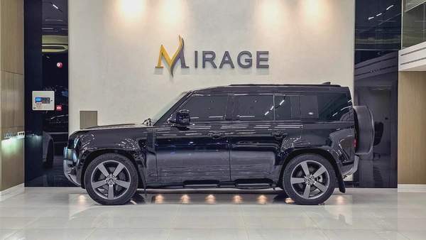 LAND ROVER - DEFENDER - 110 HSE - V 6 P400 - GCC SPECS - UNDER WARRANTY - 2023 MODEL - 68000KM