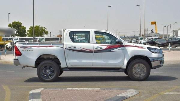 Toyota Hilux HILUX 2.7L AT