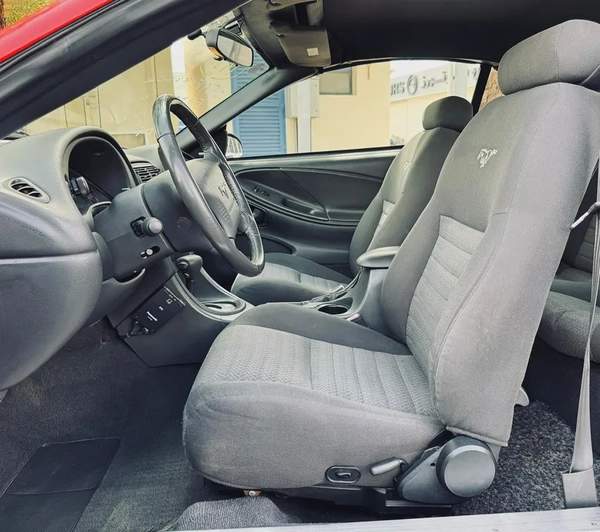 FORD MUSTANG | 2002 | ONLY : 100,790 KM | JAPAN IMPORT | CLEAN TITLE